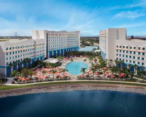 Universal’s Endless Summer Resort – Surfside Inn and Suites Hotels near Universal Orlando