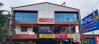 Sri Krishna Lodge Tekkatte - 2 tähden