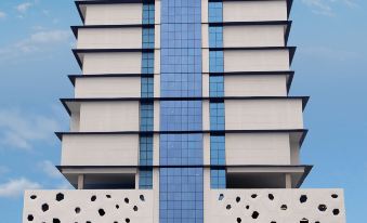 Premier Hotel