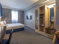 โรงแรมฮอลิเดย์อินน์เอ็กซ์เพรส ปอร์โต - เอ็กซ์โปนอร์ บาย IHG โรงแรมใกล้สวน City Park ปอร์โต