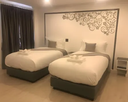 White House Hotels in Phang Nga Town