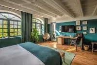 Santa Ponsa - Fontenille Collection