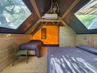Hostel & Glamping Santa Fortunata Отели рядом с достопримечательностью «Пляж Леонеллис»
