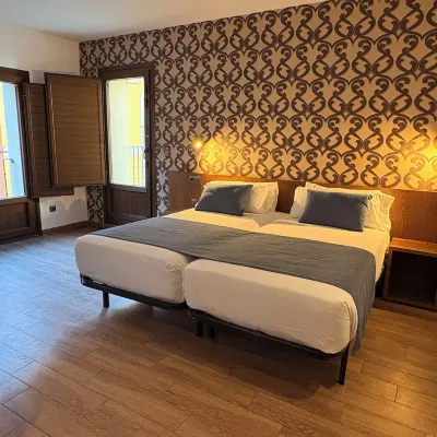 León Center Rooms Hotels near Leon City Centre