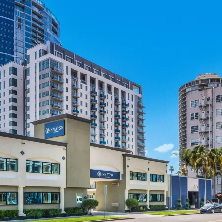 Inn at 50 - Long Beach Convention Center