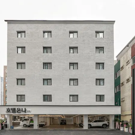 Hotel Onna