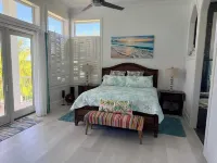 Calm Waters – Private 6BR Beachfront Villa w/ Pool & Rooftop View - North Caicos