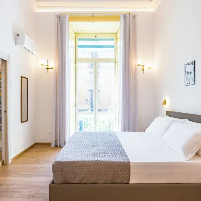 Guest Rooms Bellini Отели рядом с достопримечательностью «Каподимонте»