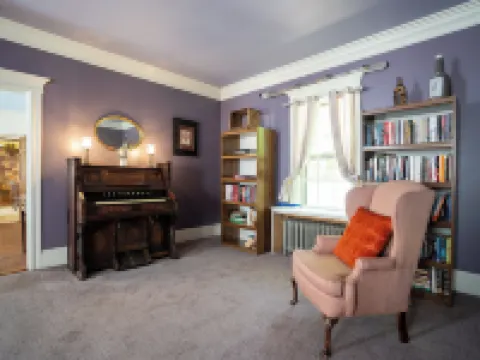 Admiral Peary Inn Hotels in Fryeburg