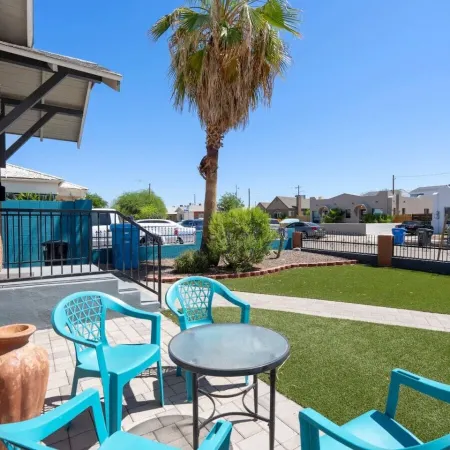 Cute & Cozy Renovated APT in the Heart of Phoenix