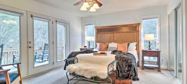 Idyllic Creekside Bryson City Gem w/ Fire Pit! Hotels in Swain County