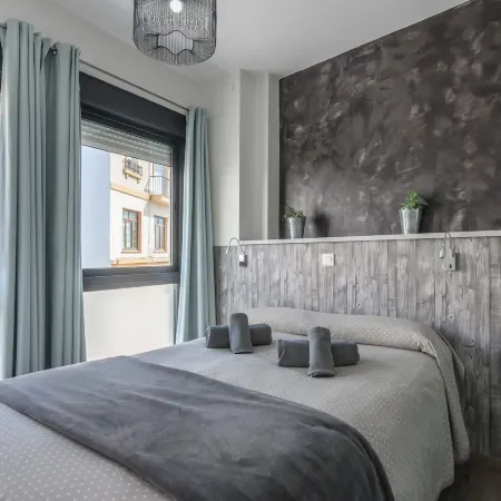 Ayamonte Central: Your Urban Oasis Отели в г. Аямонте