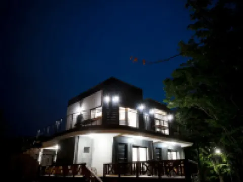 Danyang Suri Suri Bongbong 2nd Branch Pension Hotels near Haseon-Am