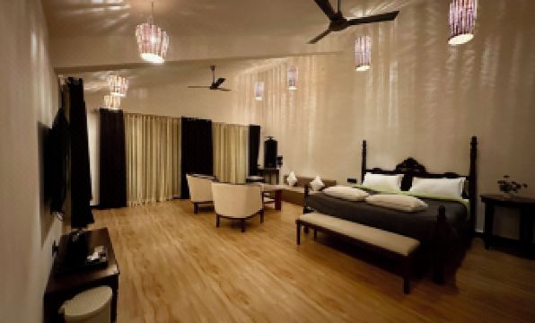 The HighGarden Resort