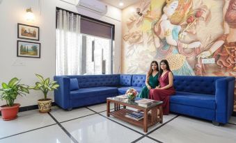 FabHotel Sirtaj Suits