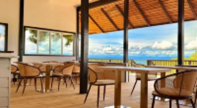 Six Pillars Resort