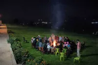 The Bowers Chalet Private Campfire & Lawn BBQ, Wifi, Breakfast Hill Top 360 Degree View - Kæledyr tilladt