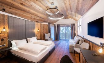 Savoy Dolomites Luxury & Spa Hotel - Housity