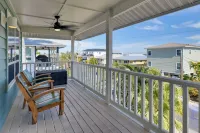 Steps to Ocean and Bay Bradenton Beach Townhome! - オーシャンビュー
