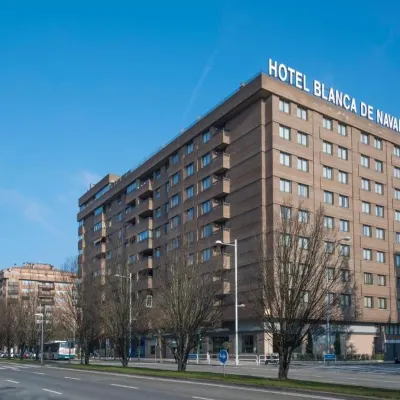 Hotel Blanca de Navarra Hotels near University Museum of Navarra