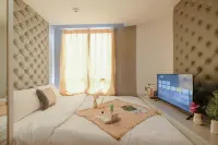 2BR Apartment Connected to Mall at Cinere Bellevue Suites By Travelio
