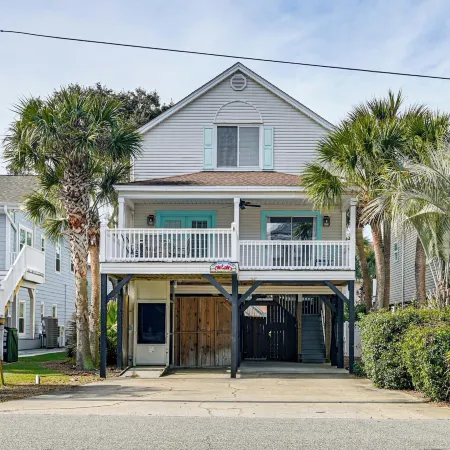 Walk to Ocean: Surfside Beach Gem w/ Private Pool