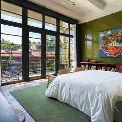 Stamba Hotel Rooms