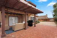 Upscale Family & Group Friendly Spacious Home - 3-Star