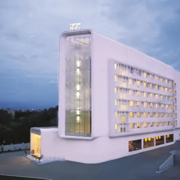 Keys Select by Lemon Tree Hotels, Hosur Road, Bengaluru Hotels near Biocon