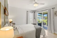 Caloosahatchee Hideaway II, Waterfront Stay Kayaks, Bikes, Guest Favorite