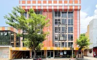 Hotel Pasar Besar RedPartner near Tugu Pahlawan