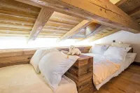 Superb Chalet Isatis, Renovated in Megeve - 4-Star
