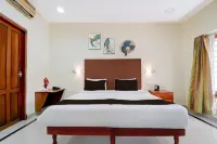 Deluxe Thiruvallam Lakeview