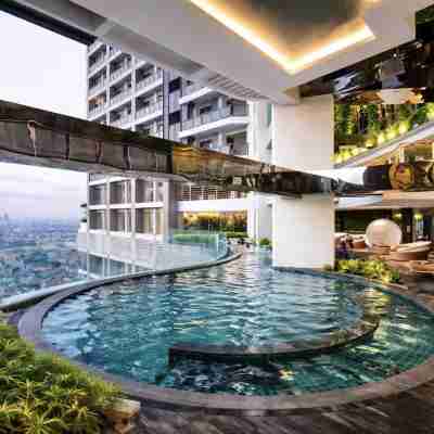 Luxurious 2BR Condo in Makati City with Stunning Views Fitness & Recreational Facilities