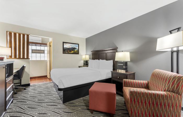 Best Western Braddock Inn