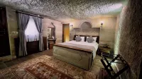Ada Cave Suites