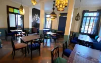 Hôtel Central - Morgenmad