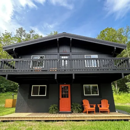 Pet-Friendly Retreat in the Vermont Woods Near Ludlow