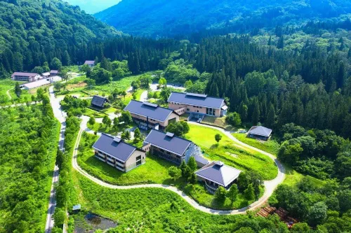 Toyota Shirakawa-Go Eco-Institute - Park Yeri
