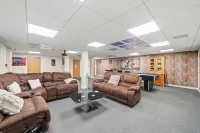 6-bedroom Family Haven With Garden in Aylesbury - Wifi