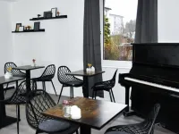 Villa C&C Hotels in Waldeck-Frankenberg
