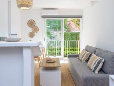 Apartamento familiar con piscina junto a la playa