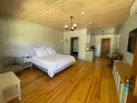 Tread Lightly Willunga Cabins - Homestays