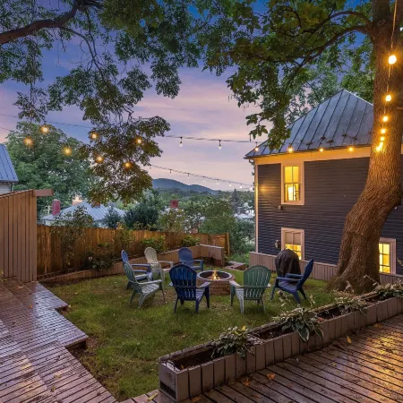 Hilltop Hideaway