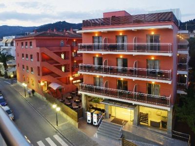 Tossa Beach Center