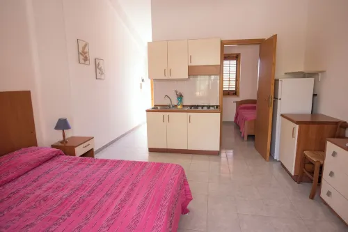 Case Vacanza Renella 3 Beds Balcony, Wifi, Self-Catering, 200mt from the Sea
