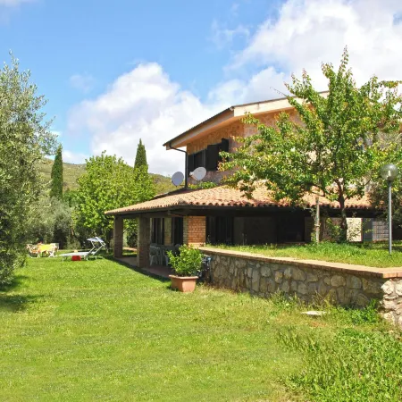 Villa Il Casolare Country House with Pool on Sperlonga's Hill