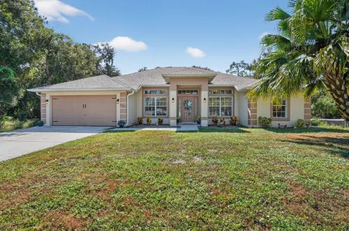 Spacious 4br Retreat With Heated Pool & Spa 4 Bedroom Home - 3-Star