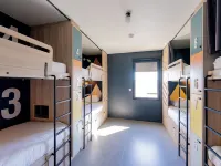 Slo Hostel Bordeaux Hotels in der Nähe von Kulturzentrum Darwin Ecosysteme