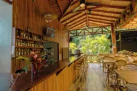 Bungalows Punta Uva Inn - bar